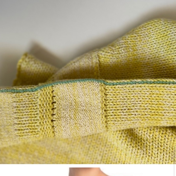 S 🔖 FREE PEOPLE Lemonade Stand Sweater Yellow V-neck - Picture 8 of 9